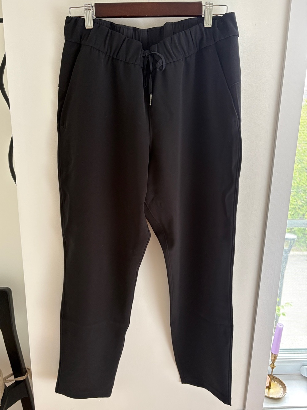 lululemon athletica Women's Black On The Fly Drawstring Cropped Pants